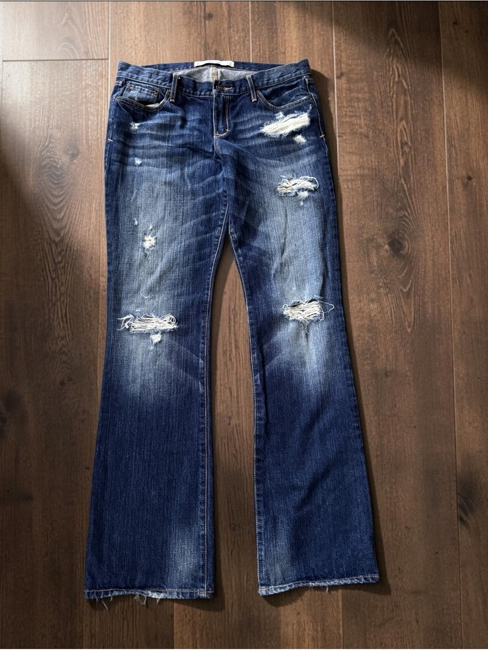 Abercrombie & Fitch Emma Jeans Womens 8L Y2K Bootcut Distressed Dark Wash 29x35